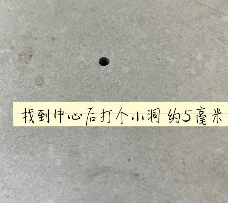 旌德瓷砖空鼓维修公司专业解答在瓷砖铺贴过程中，如果砂料搅拌不均匀，将会带来以下问题